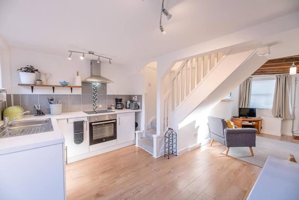 Button Cottage, Wickham Market Zewnętrze zdjęcie